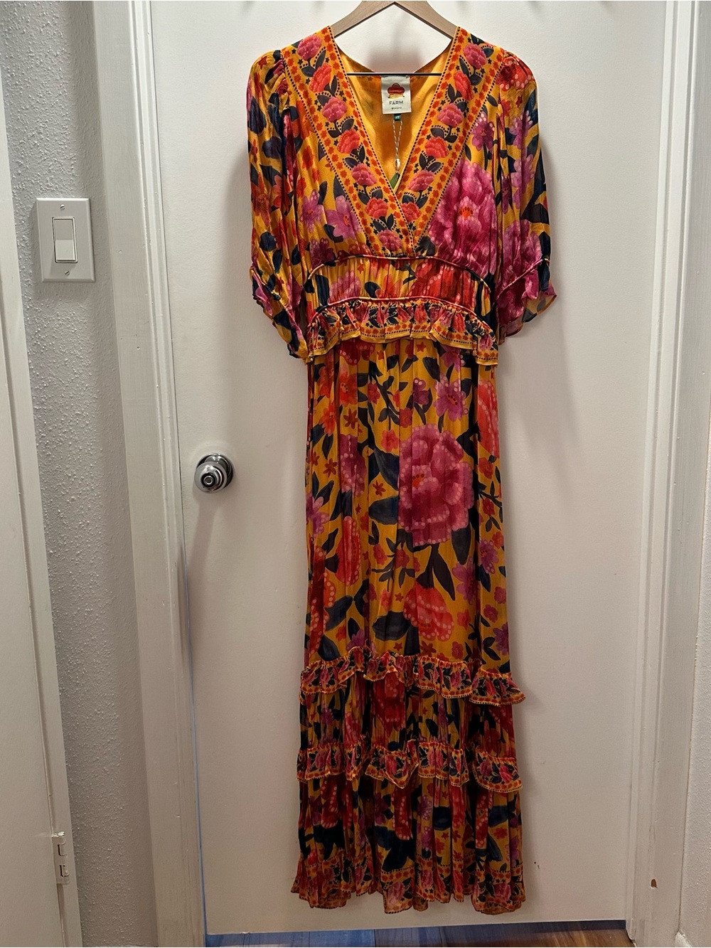 FARM Rio Floral Dream V-Neck Maxi Dress in size XS - Picture 7 of 10